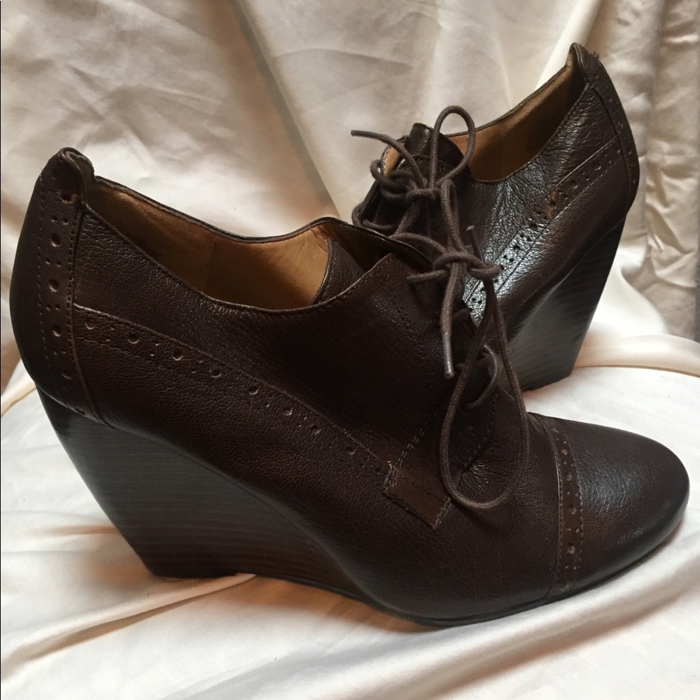 Brown leather rustic ankle high heeled ankle boots